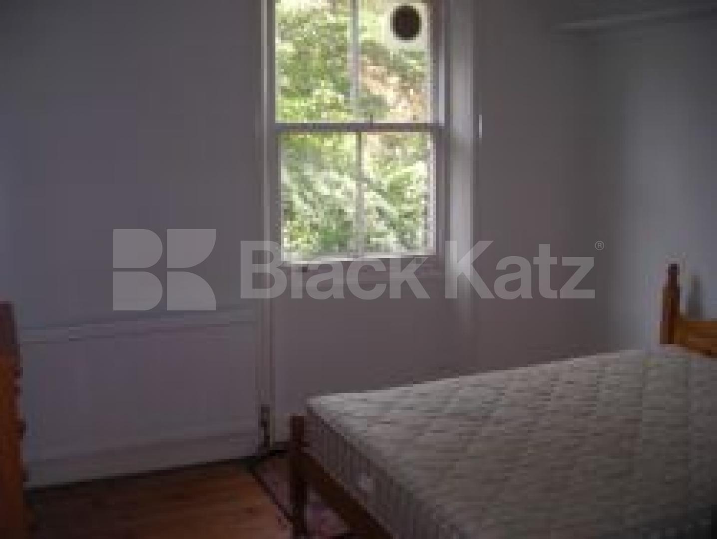 			1 Bedroom, 1 bath, 1 reception Flat			 Constantine Road, BELSIZE PARK NW3